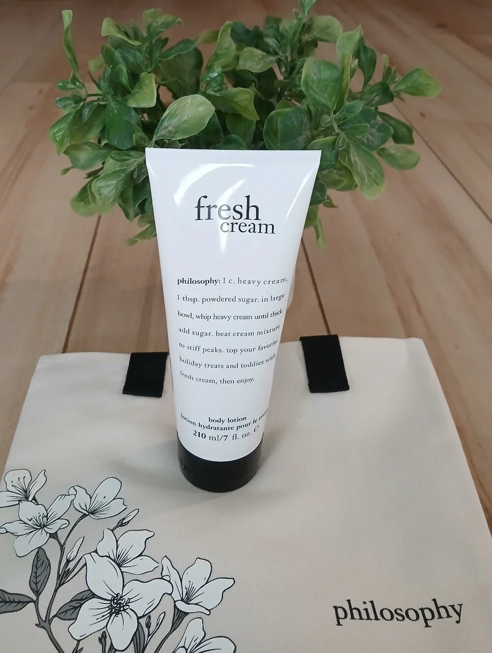 NWT Philosophy Fresh Cream Body Lotion With Brand New Philosophy Tote Bag
